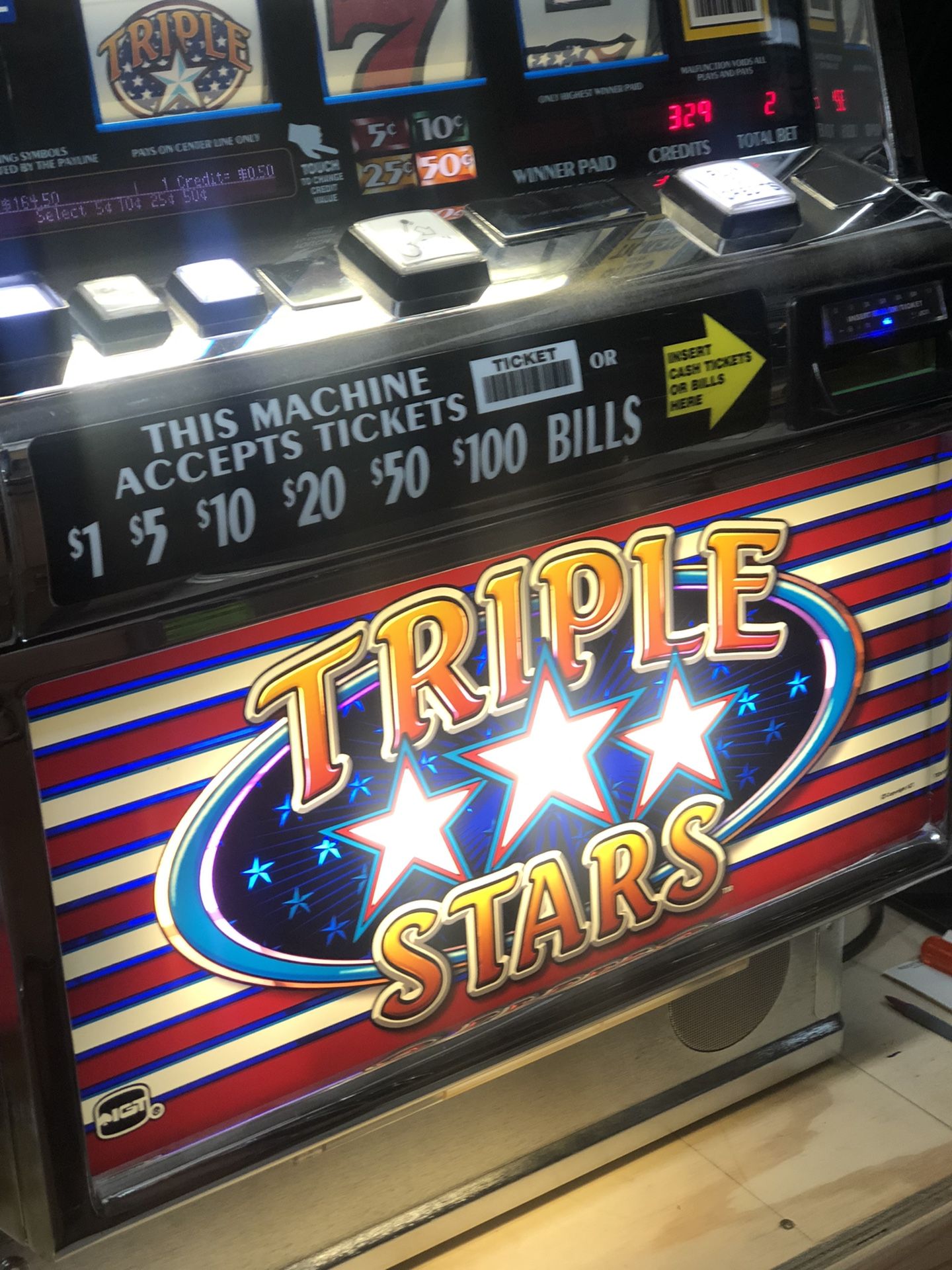 IGT Triple Stars Slot Machine