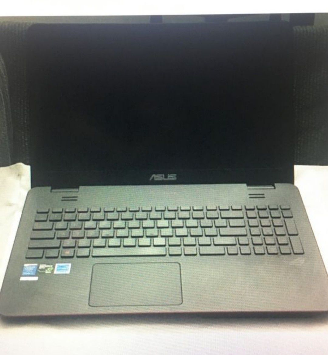 ASUS ROG GL551jw-ds71 Laptop