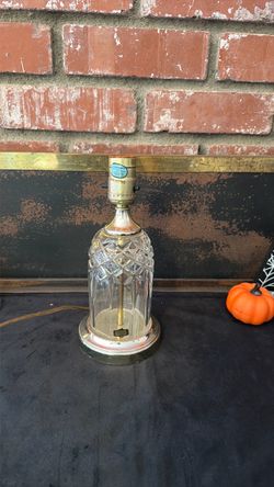 Crystal lamp, great cond