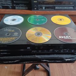 SHARP CD PLAYER WITH FREE CDS 💿 $100 FINAL PRICE READ DESCRIPTION AND SEE 👀 ALL PICTURES 