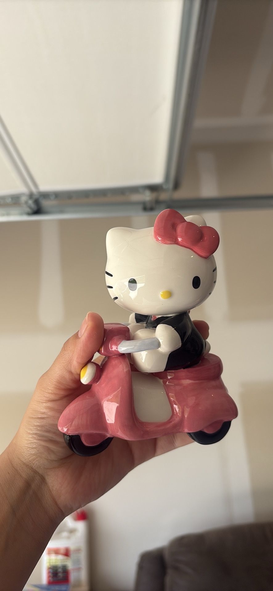 Hello Kitty Scooter Ceramic
