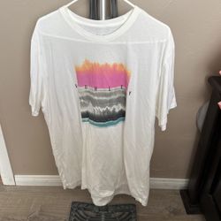 Hurley T-Shirt Size XL
