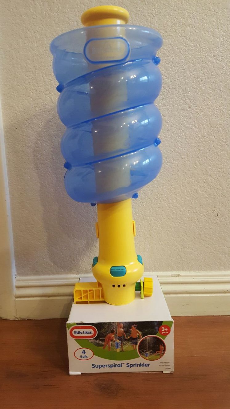 little tikes super spiral sprinkler
