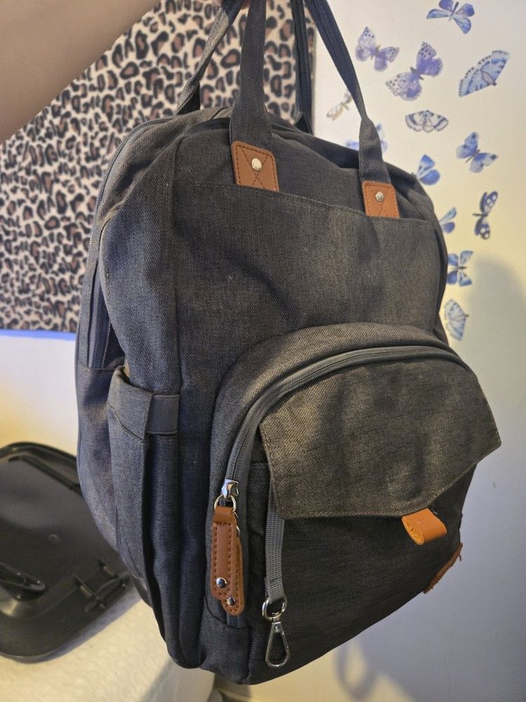 Used Baby Twin Backpack- For Moms