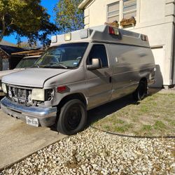 2006 Ford E350