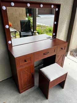 Vanity