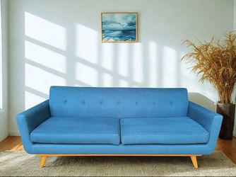 *Free Delivery!* Stunning MCM Thrive Furniture Sofa