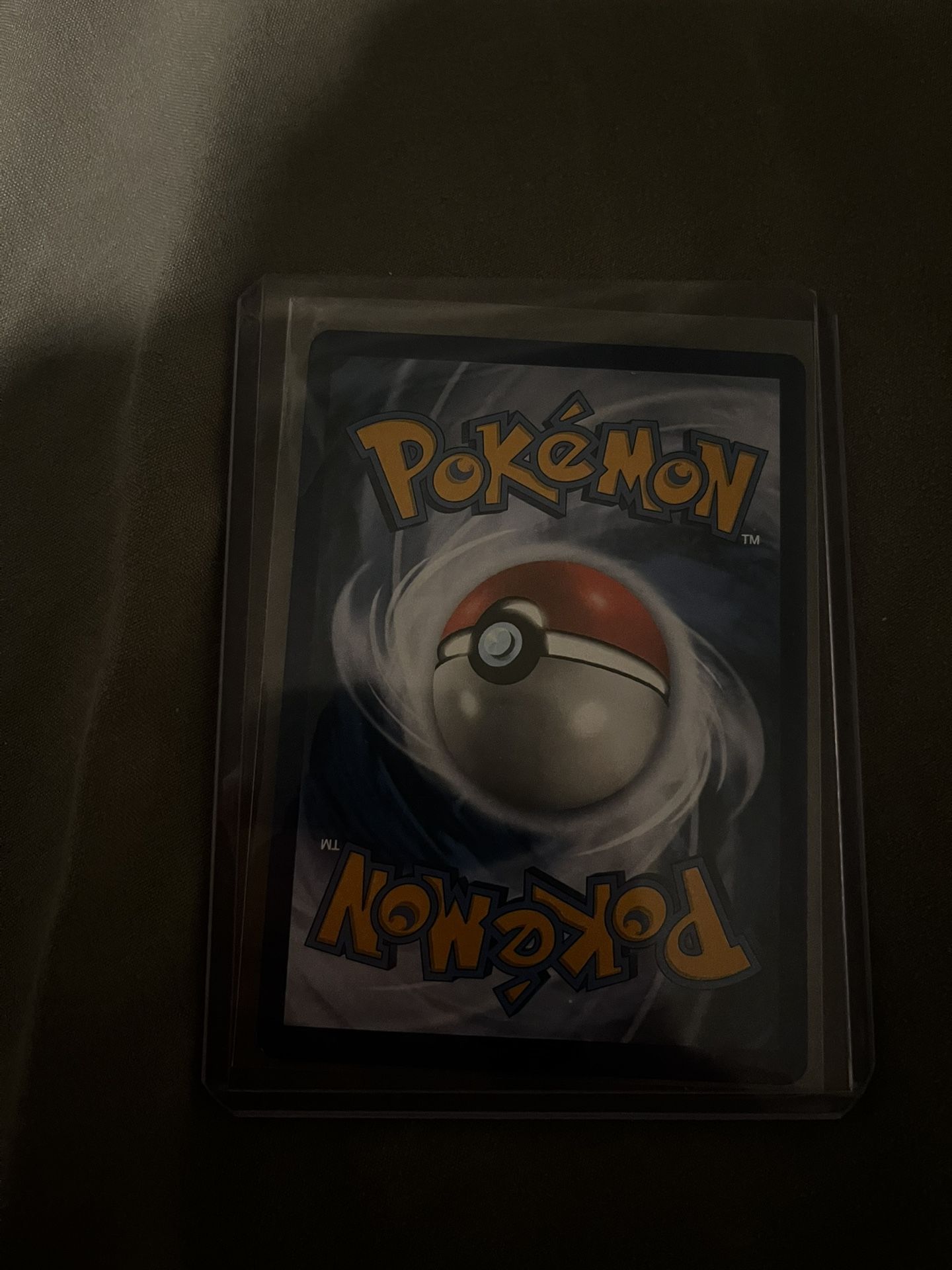 Pikachu pokémon trading card
