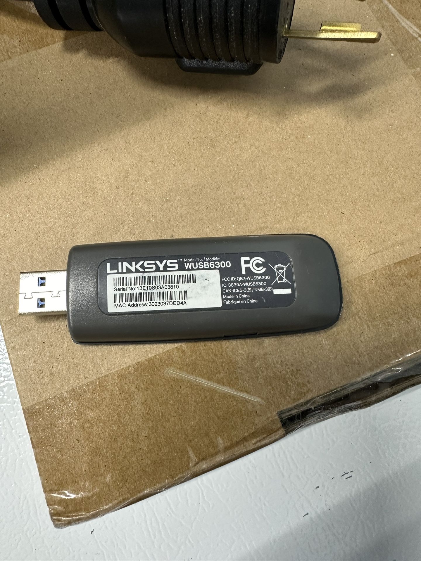 Linksys WUSB6300 Dual-Band AC1200 Wireless USB 3.0 Adapter - Black