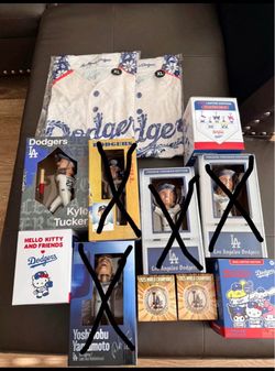 LA Dodgers Collectibles & Playoff tickets 🎫