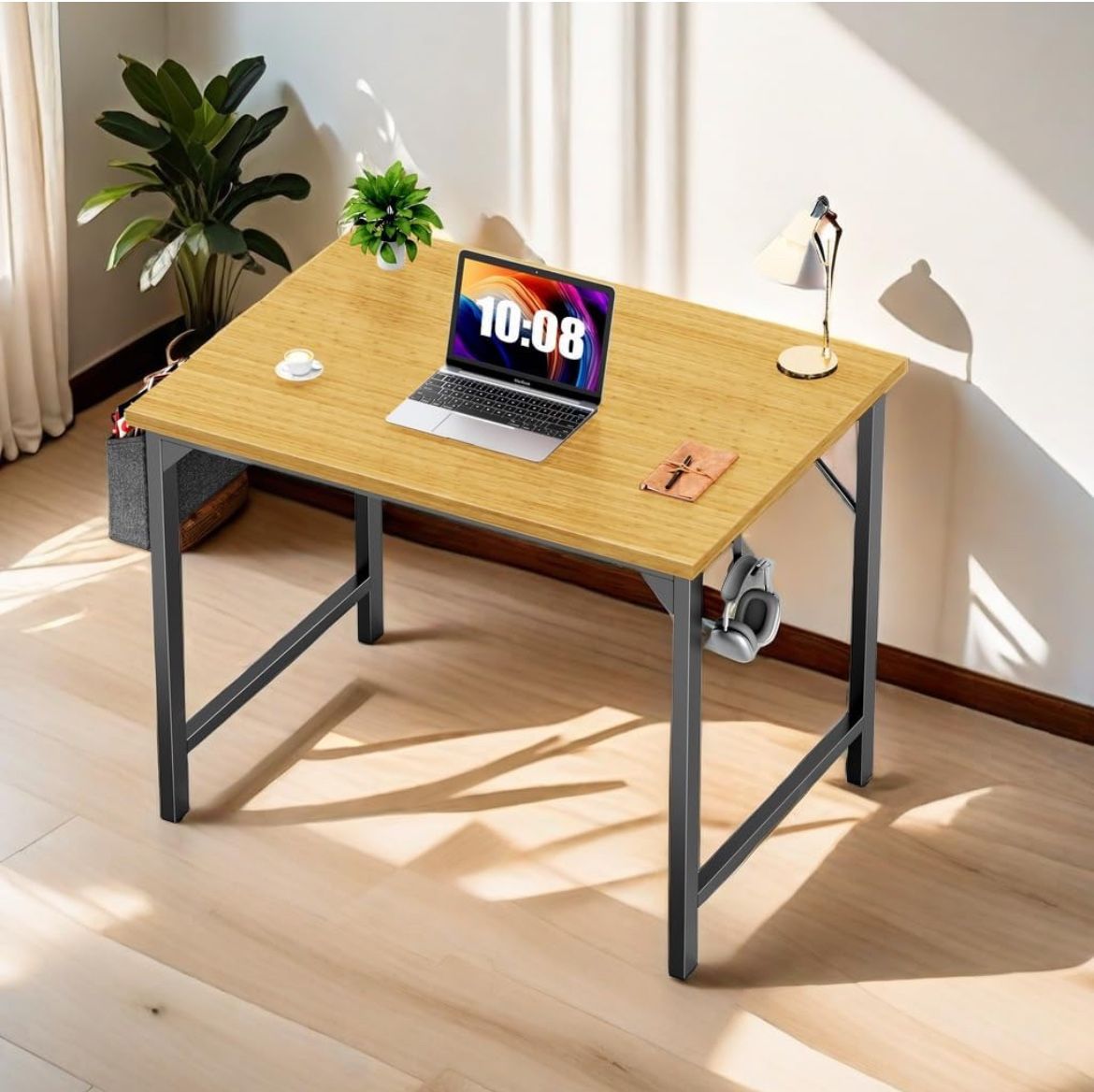 Computer Desk w/storage bag / Headphone Holder