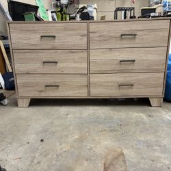 Dresser 58”