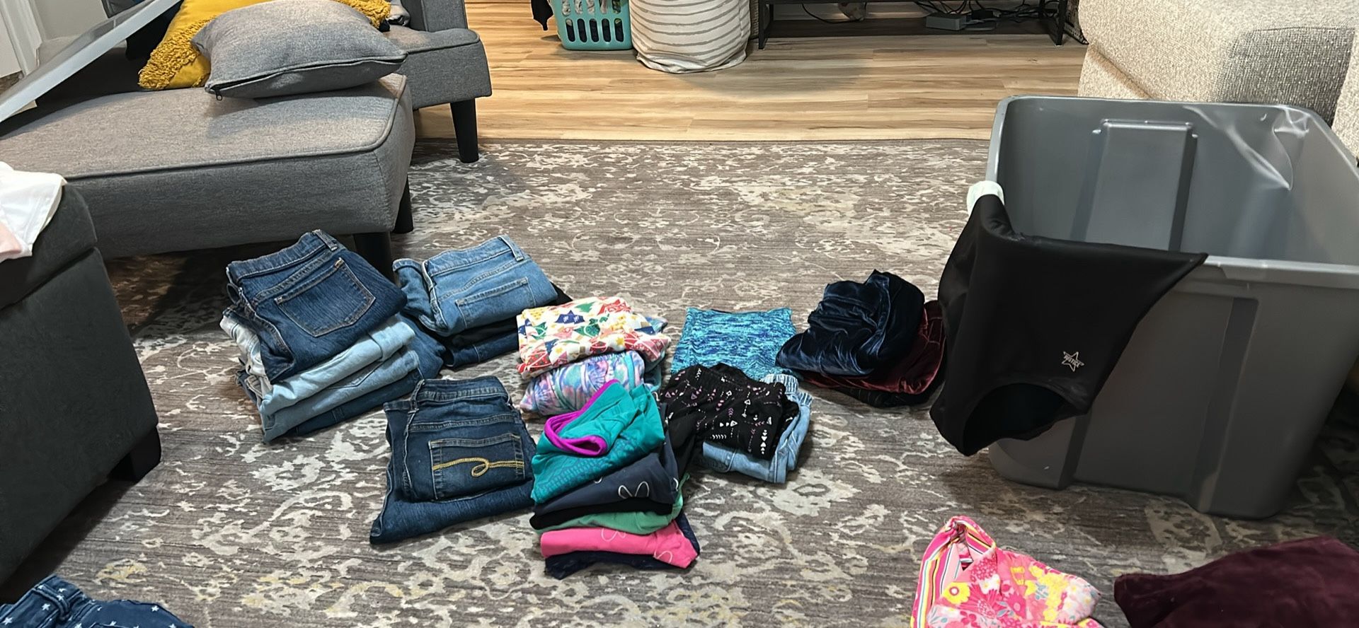 Girls 8/10 Shorts And Jeans