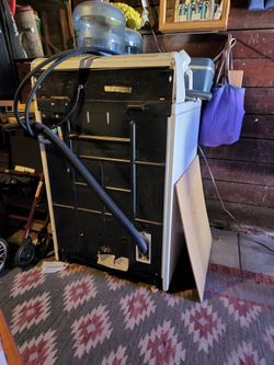 WASHER VERY GOOD CONDITION .