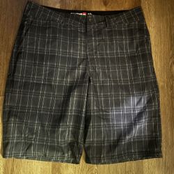 Quiksilver Hybrid Shorts Sz 38