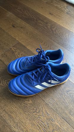 Adidas futsal shoes