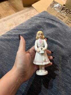First Communion Girl Porcelain Figurine