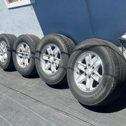 Gmc& Chevy rims size 17 