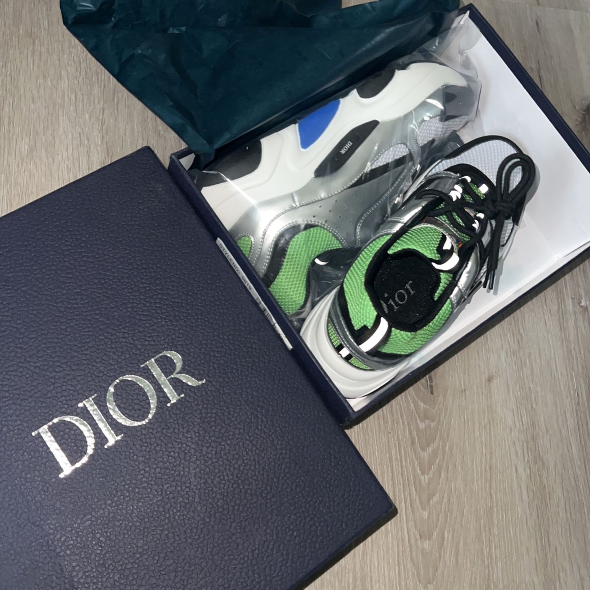 Dior b22 'silver green'- 6M/7.5W – Million Dollar Streetwear