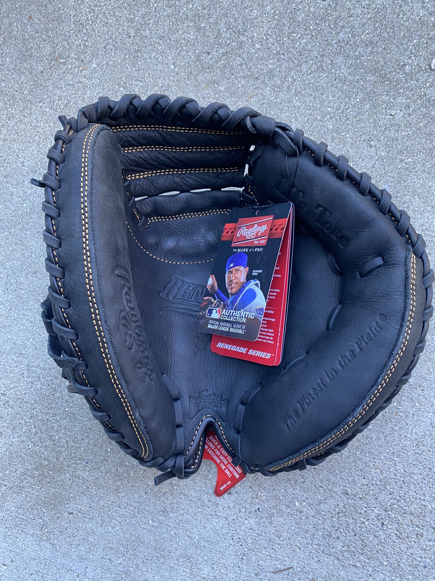 New Rawlings 31.5 Catchers Glove
