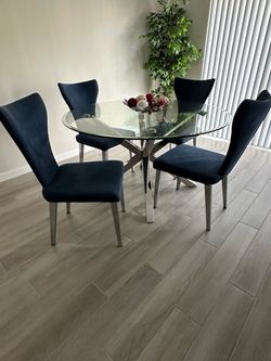 DINNING SET