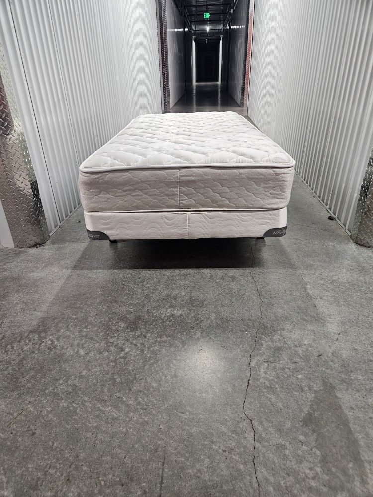 Twin Size Bed With Mattress