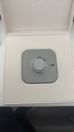 Oura ring 4 silver size 8 like new
