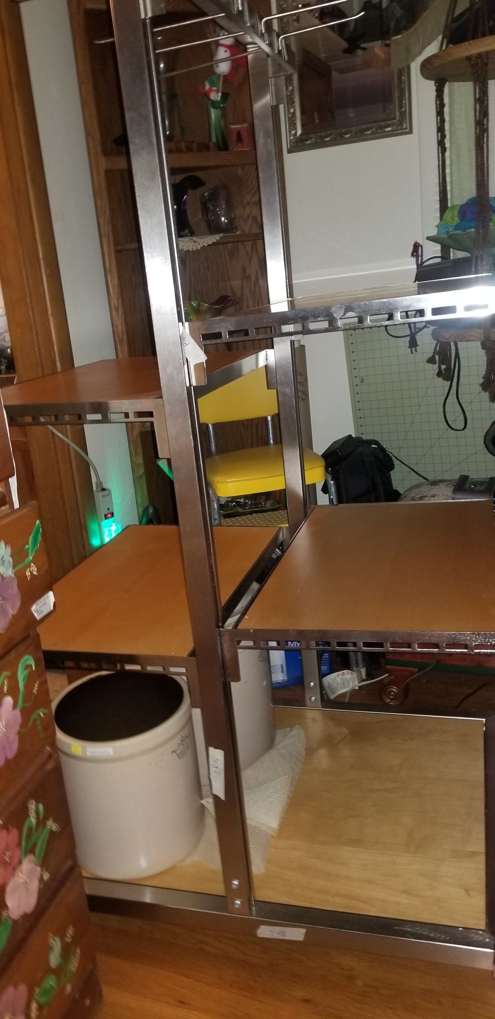Mobile Gandola shelves