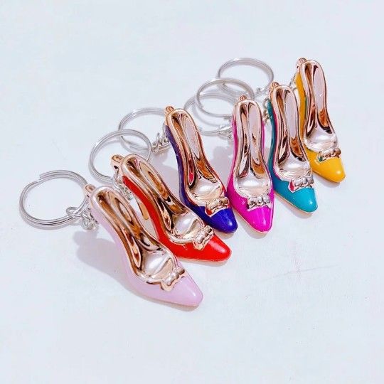 HIGH HEEL KEY CHAIN