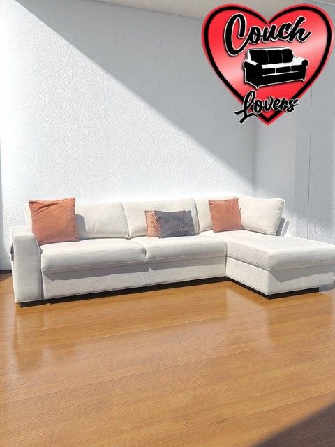Sectional couch Bed -Free Delivery‼️