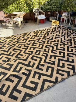 Outdoor Floor Covering For Patio Or Backyard 