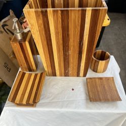 Bathroom accessories