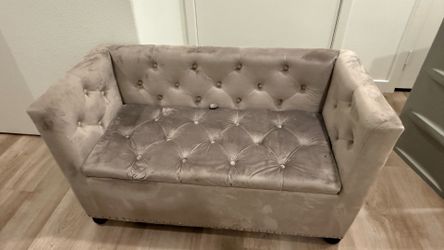 Velvet type decorative storage bench