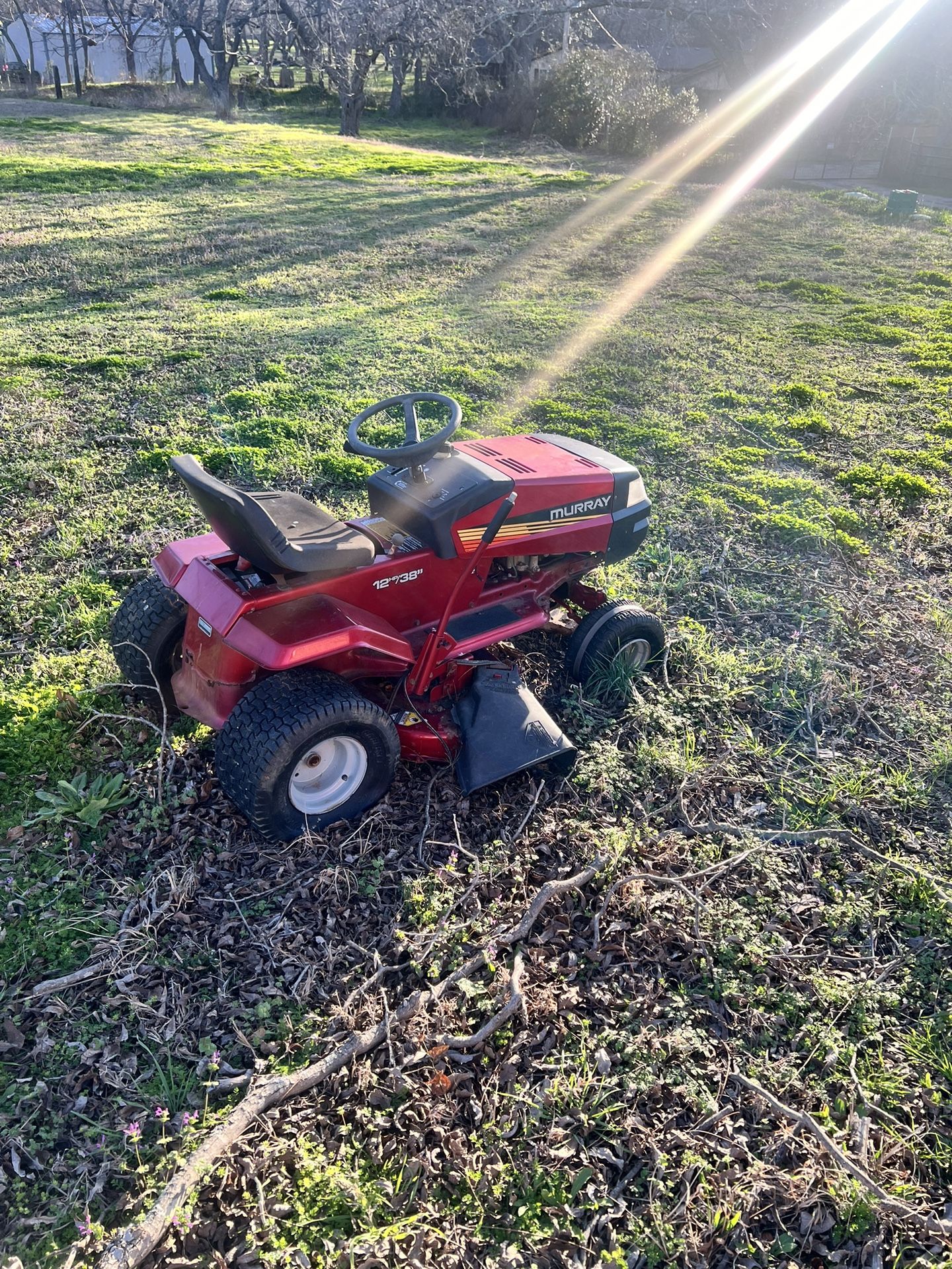 Murray Gas Riding Lawn Mower