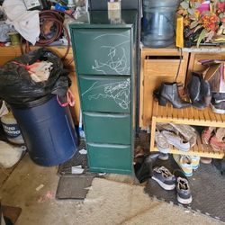 File cabinet 4 draw, high side, with artwort