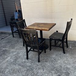 Table With Chairs 