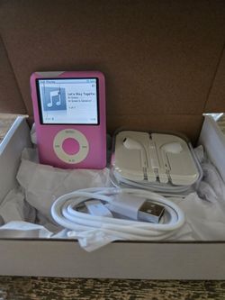 Apple iPod Nano 3rd Generation Pink 8gb 1425 Songs Read