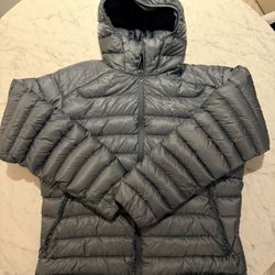 Arc’teryx Lightweight puffer jacket