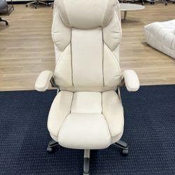 Off-White PU  Leather Office Chair