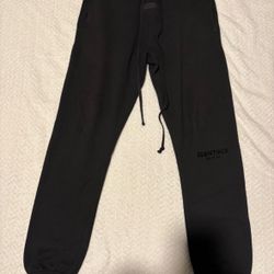 Essentials Dark Pant