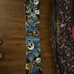 Gnu Space Case 153 Snowboard 