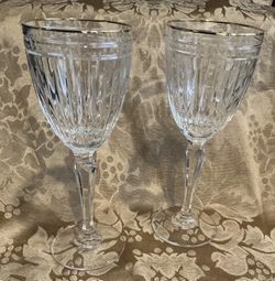 Marquis by Waterford Hanover Gold Wine Glasses Set of 2 - 7 5/8” Tall Gold Rim Crystal Stemware - Mint Condition