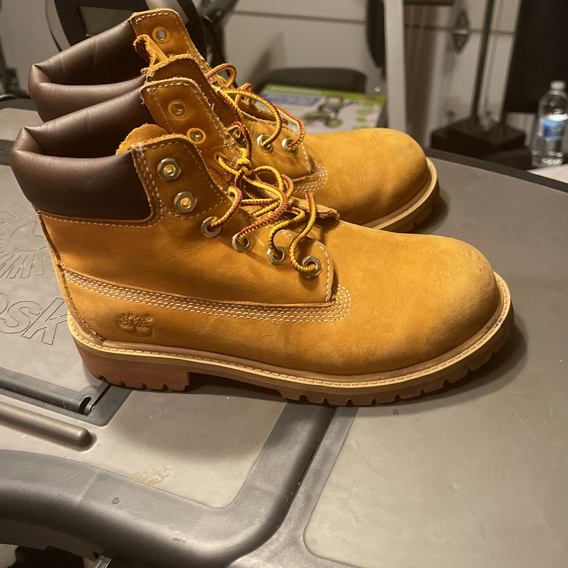 Timberland Wheat Colored Boots 