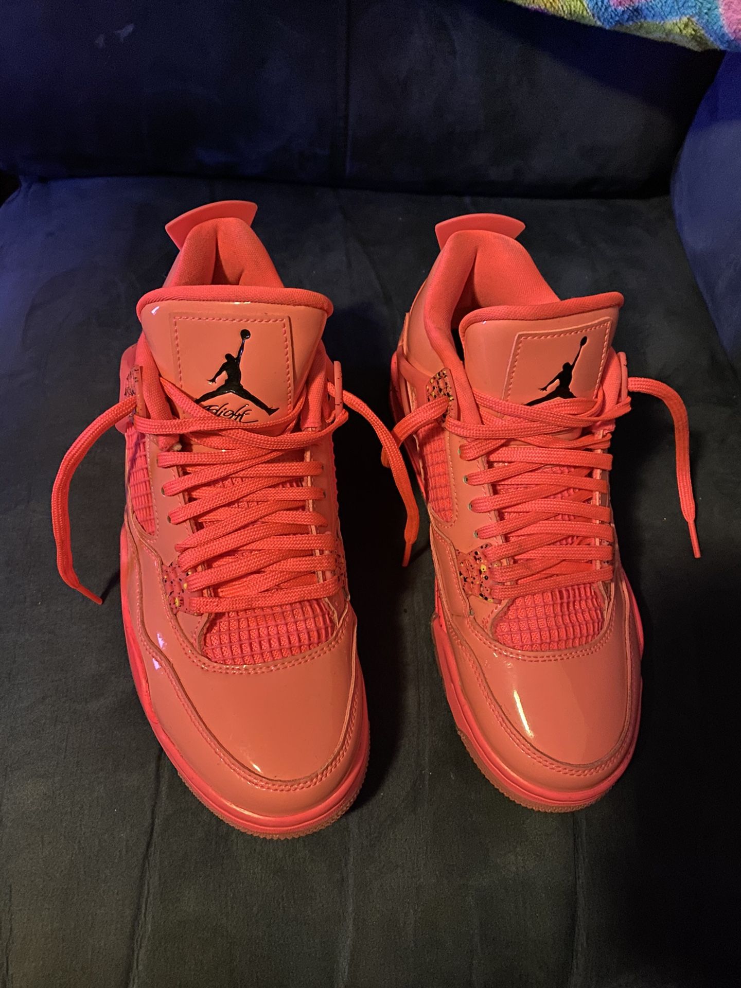 Air Jordan retro 4 hot punch