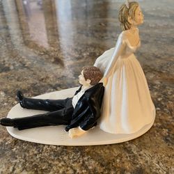 Wedding cake toppers fun