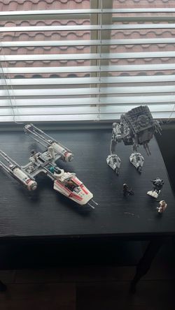 Leg Star Wars y-wing and at-st