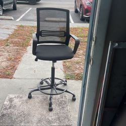 Big Chair Suivel And Ayustable  Way