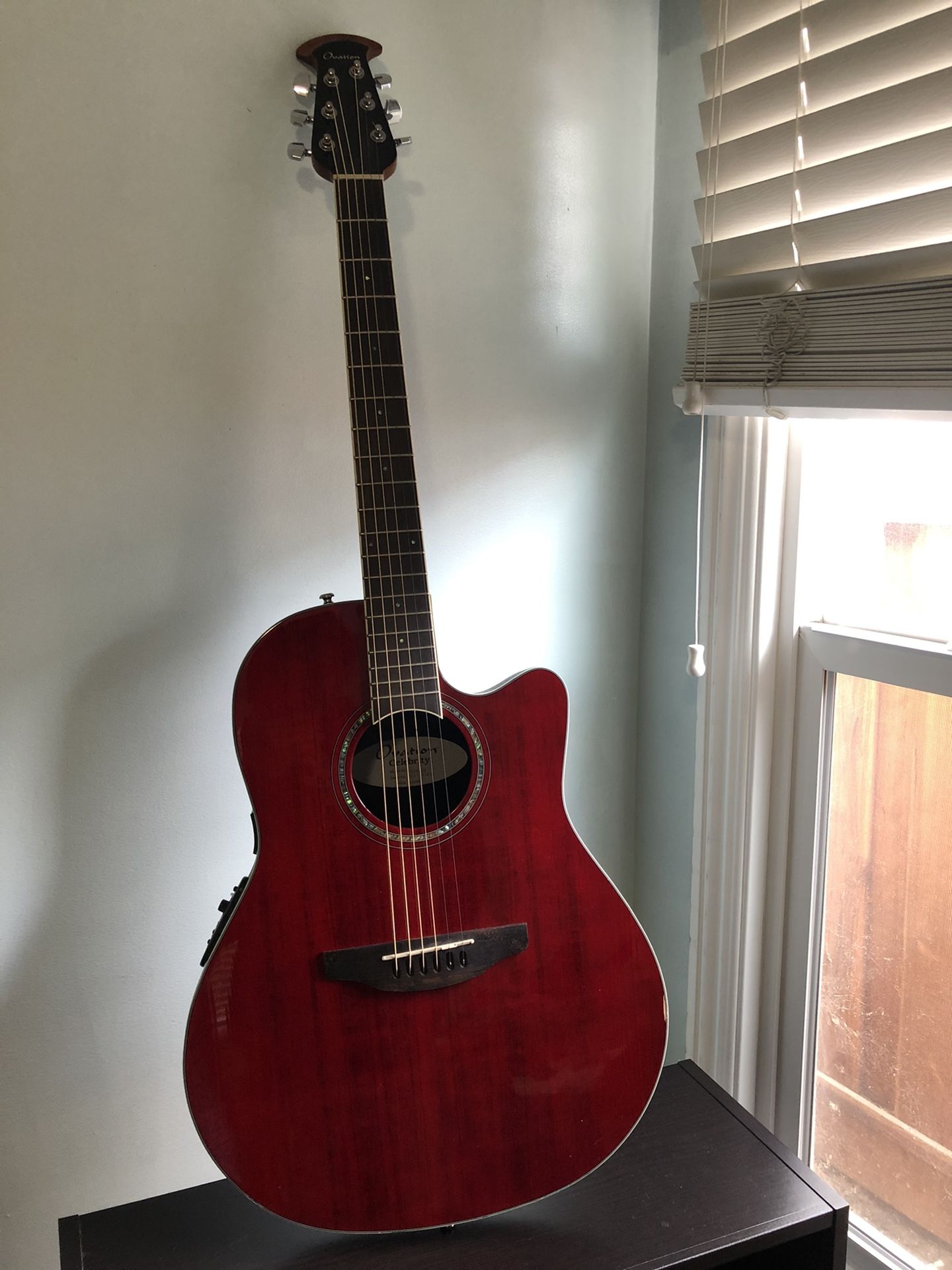 ovation celebrity cs28-rr Guitar