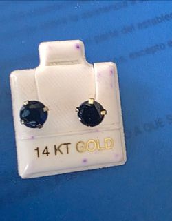 14KT Gold Blue Sapphire Stud Earrings