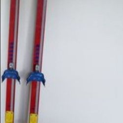 Fischer Cross Country 210cm Skis Used Twice 